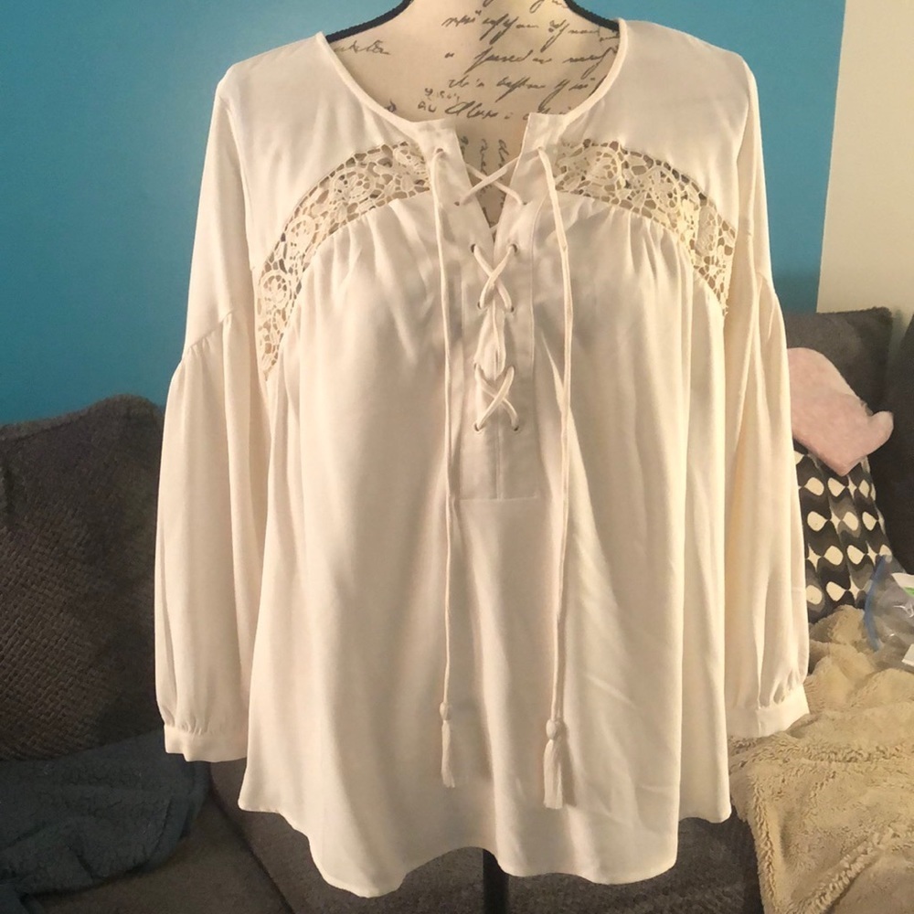 🎉4 for $20 Loft Cream Lace Up Peasant Top, size XS